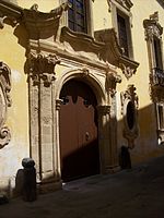 https://upload.wikimedia.org/wikipedia/commons/thumb/f/f5/Palazzo_Tafuri_Gallipoli.jpg/150px-Palazzo_Tafuri_Gallipoli.jpg